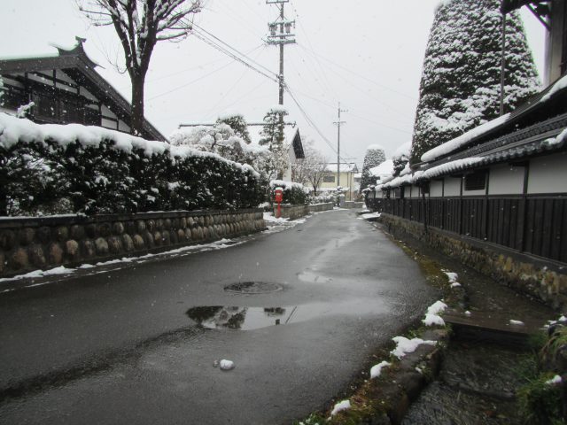 川上恵一の故郷の長野県塩尻市の雪景色