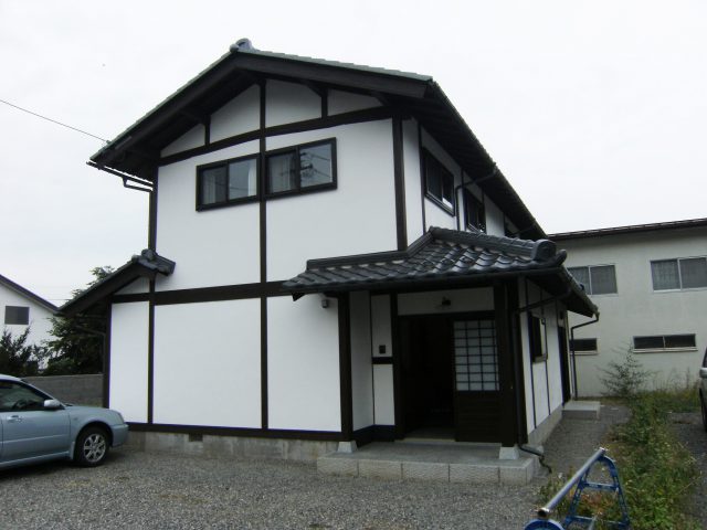 長野県松本市の新築の現代和風住宅の外観