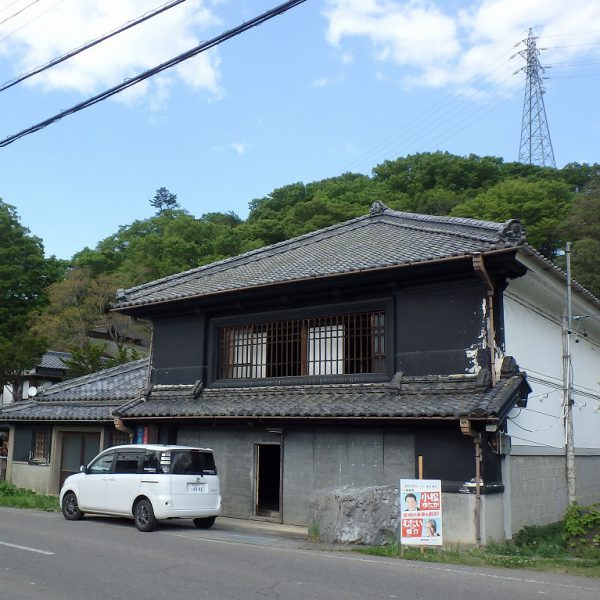 長野県 納屋もどきの塀